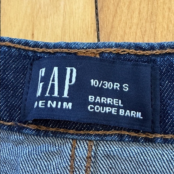 NWT GAP High Rise Studded Barrel Jeans - Picture 7 of 8